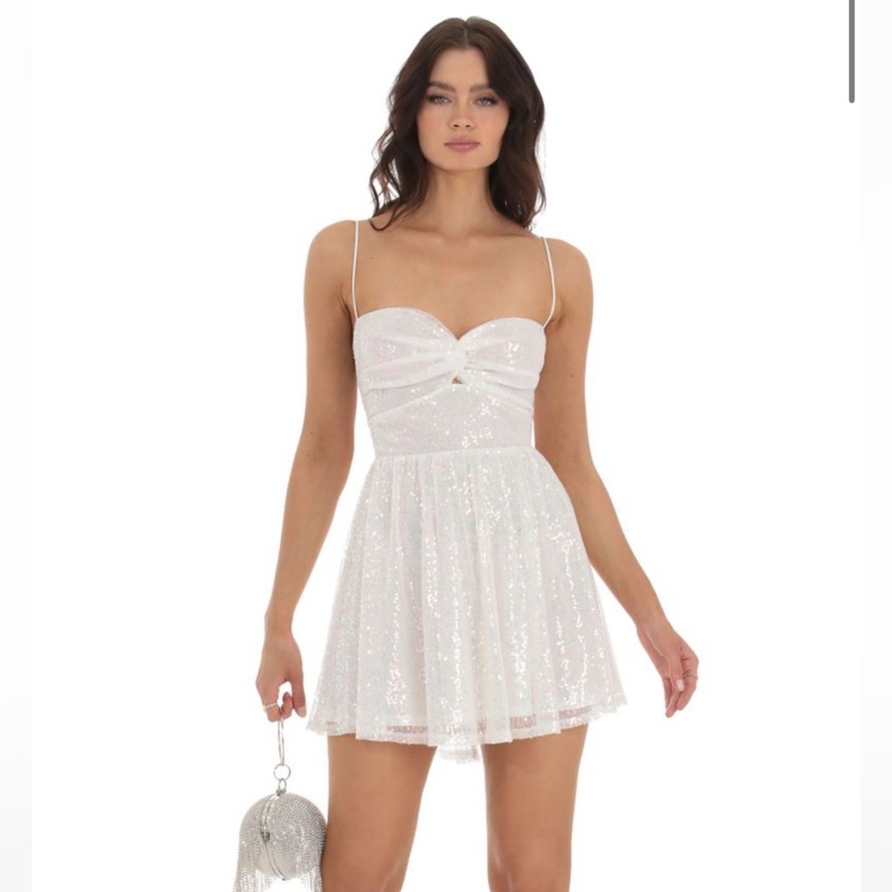 NWT Lucy In The Sky Iridescent Sequin Twist Dress in White - Size M ✨